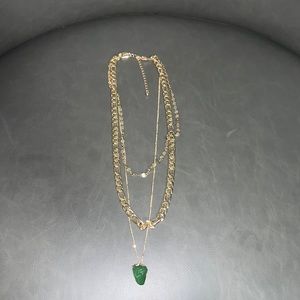 Costume jewelry Layered necklace
